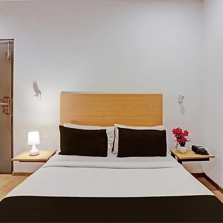 Townhouse Near Secunderabad Railway Station, Yashoda Hospital, Patny Centre Eksteriør bilde