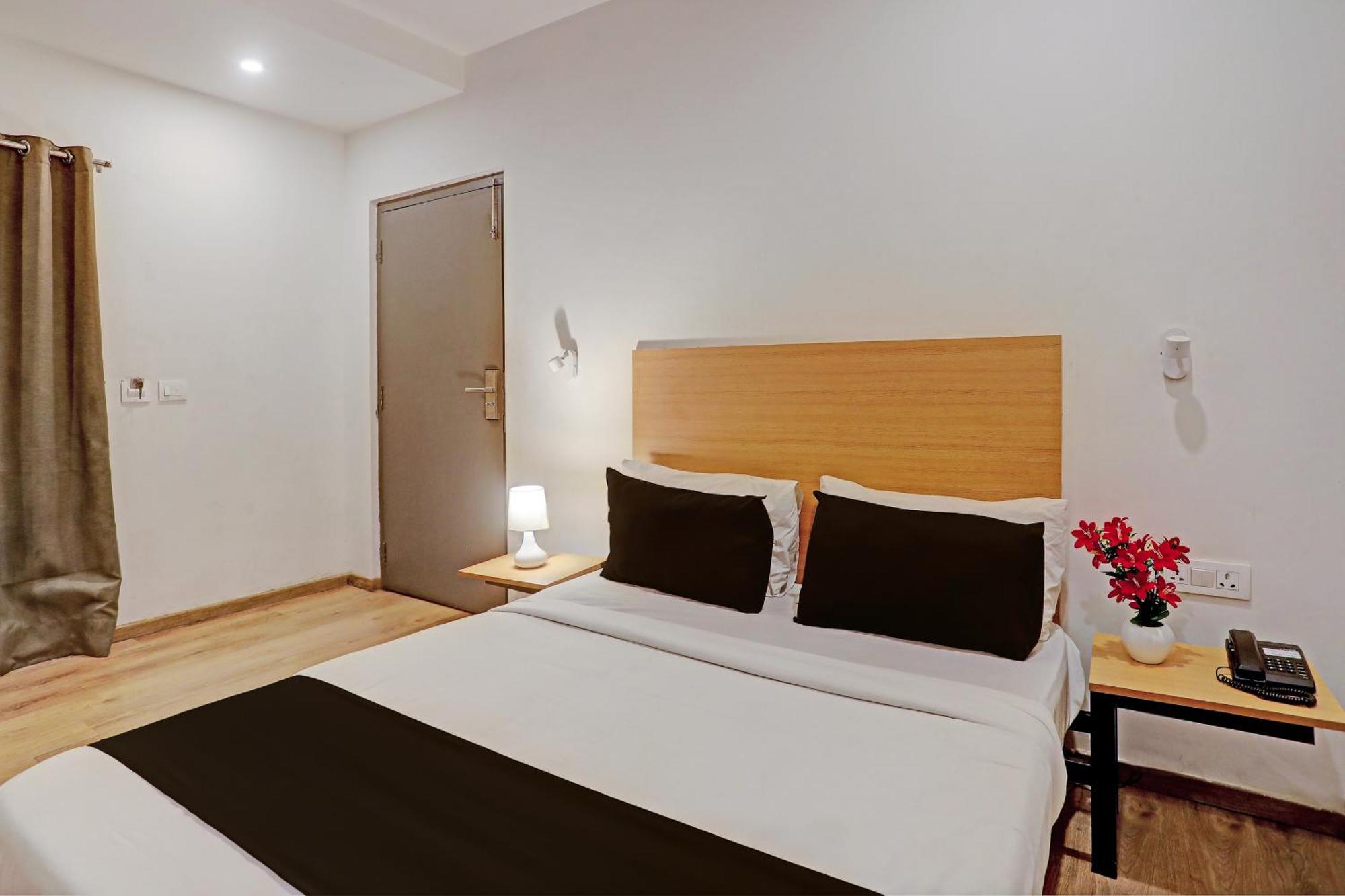 Townhouse Near Secunderabad Railway Station, Yashoda Hospital, Patny Centre Eksteriør bilde