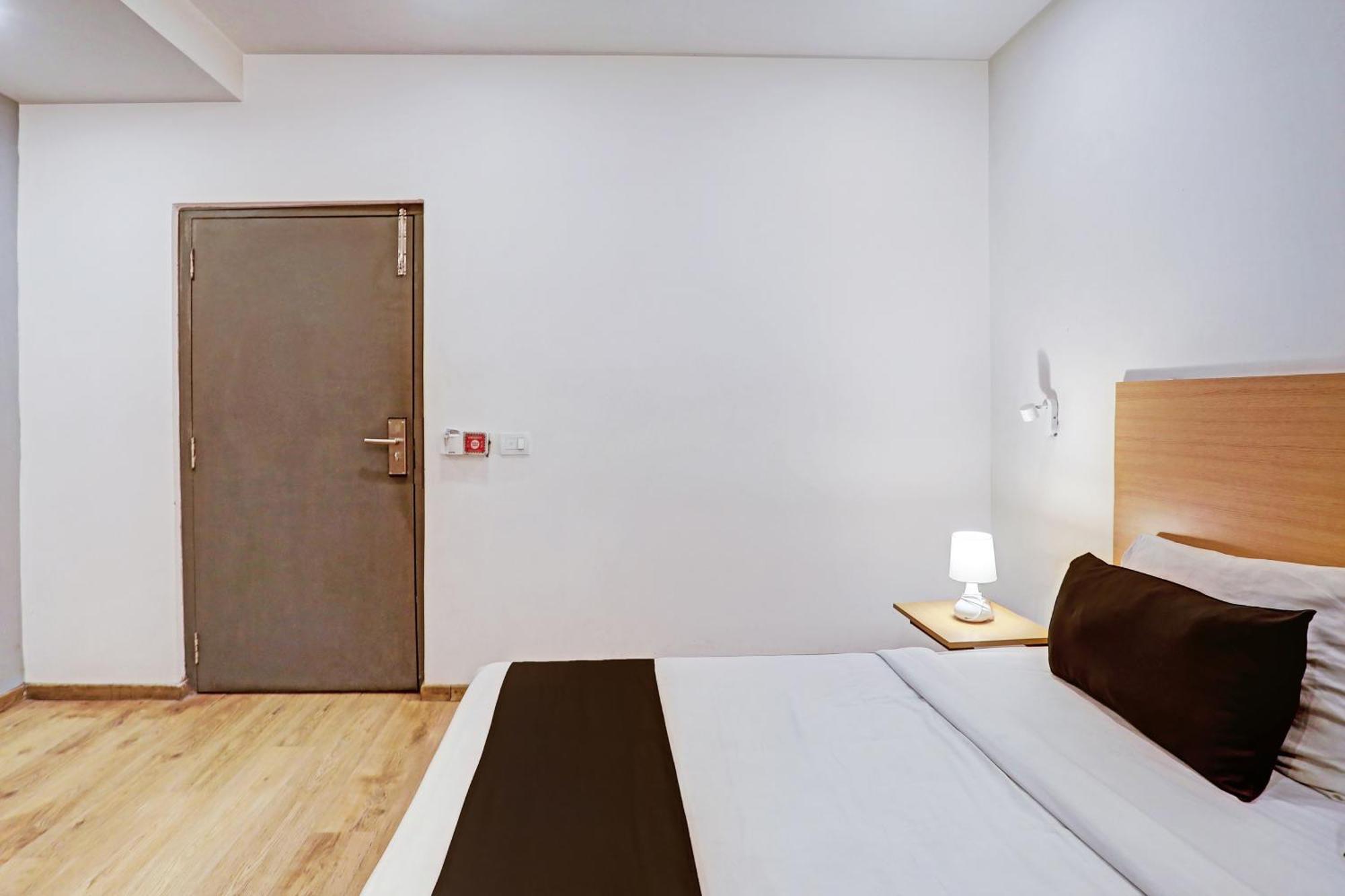Townhouse Near Secunderabad Railway Station, Yashoda Hospital, Patny Centre Eksteriør bilde